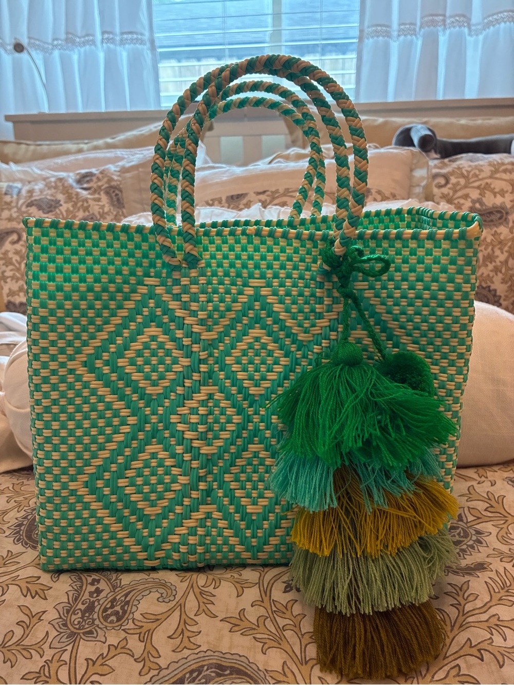 Handwoven Green & Cream Tote Bag with Tassel Charm - Picture 2 of 4